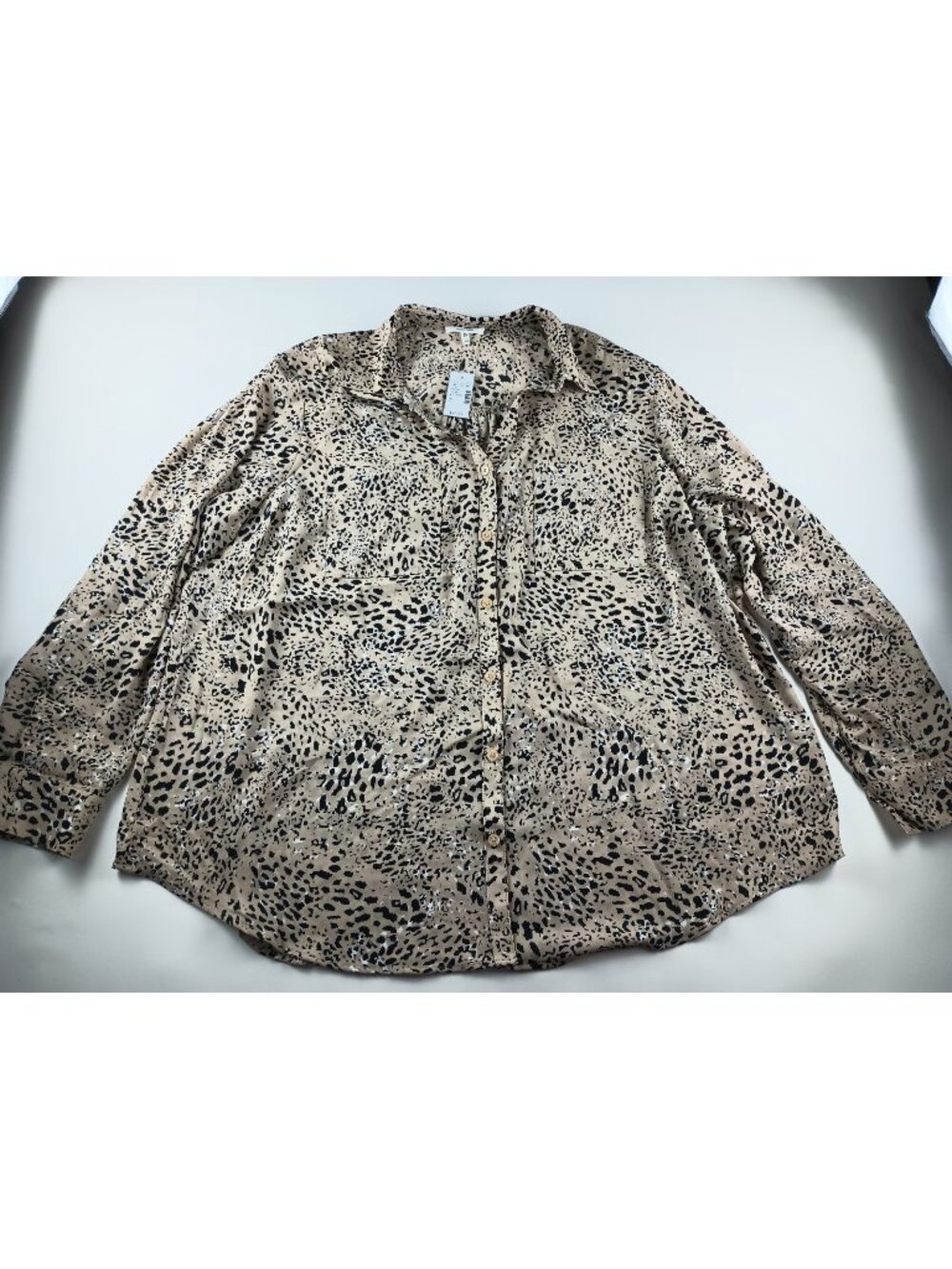 Maurices Cheetah Print Button Down Blouse Womens 2X